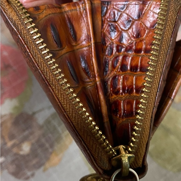 Brahmin Vintage Leather Wallet comes with Original Brahmin Card EUC - Picture 8 of 10